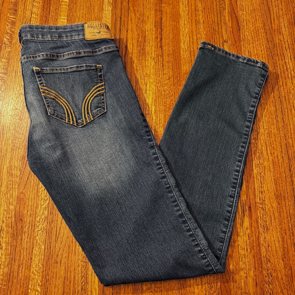 HOLLISTER women’s Skinny jeans, size 28/32